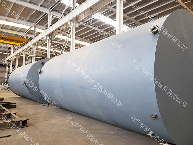 大型立式儲油罐