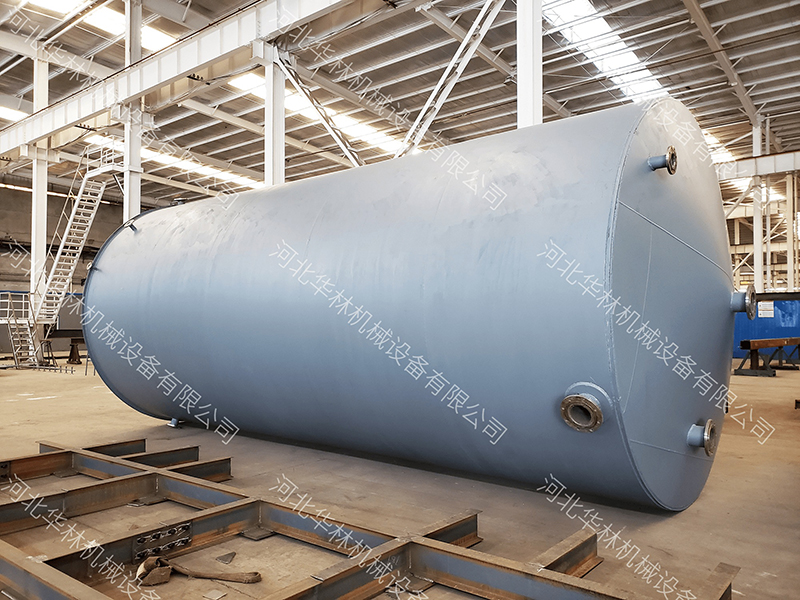 大型立式儲油罐